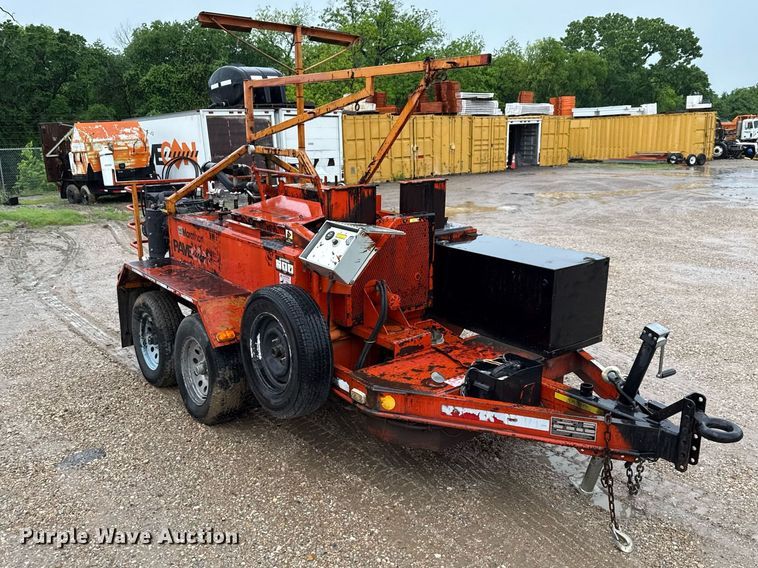 image for item EJ3688 2011 Marathon TRA/REM melter applicator