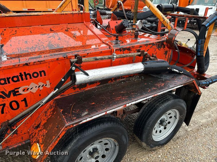 image for item EJ3688 2011 Marathon TRA/REM melter applicator