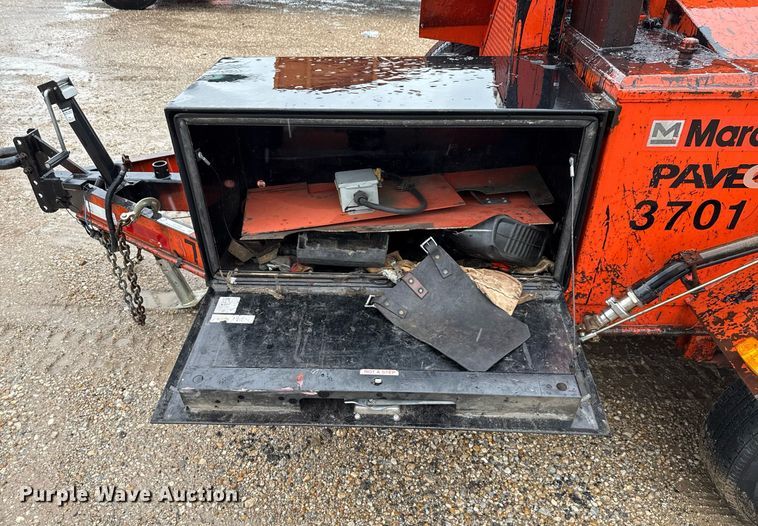 image for item EJ3688 2011 Marathon TRA/REM melter applicator