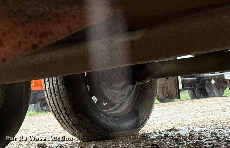 image for item EJ3688 2011 Marathon TRA/REM melter applicator