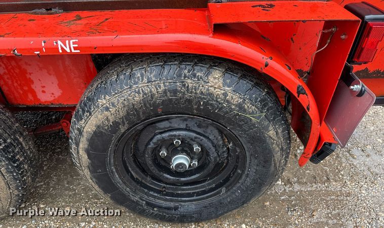 image for item EJ3689 2022 Crafco E-Z Pour melter applicator