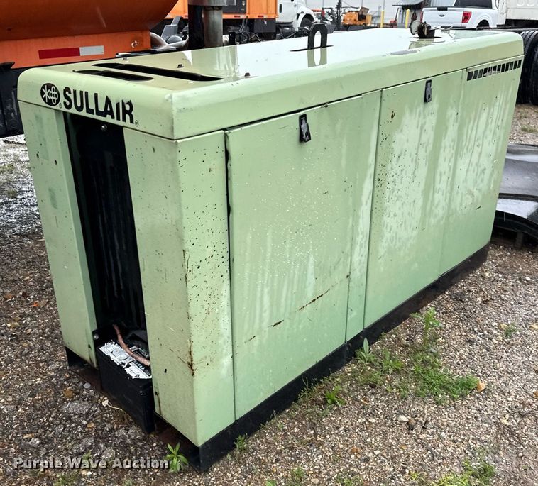 image for item EJ3690 Sullair 185 air compressor