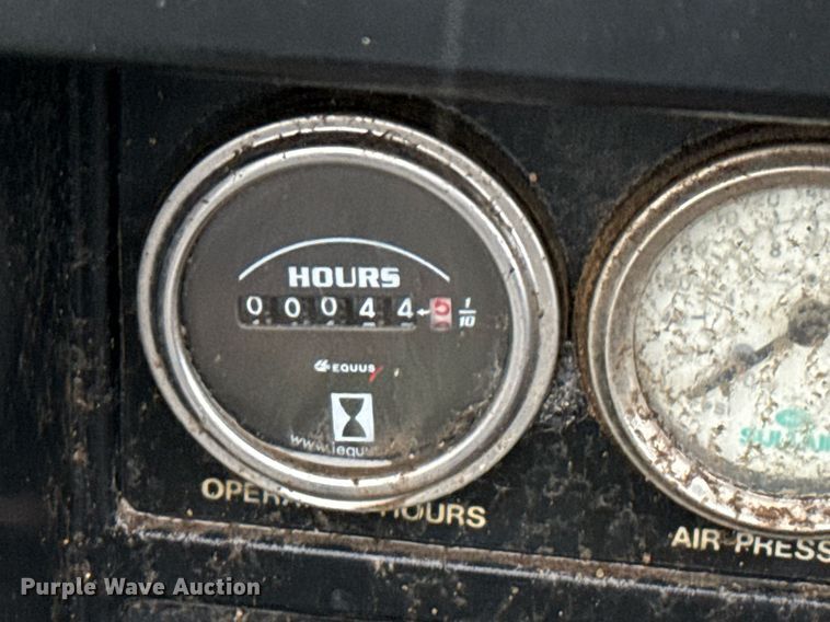 image for item EJ3690 Sullair 185 air compressor