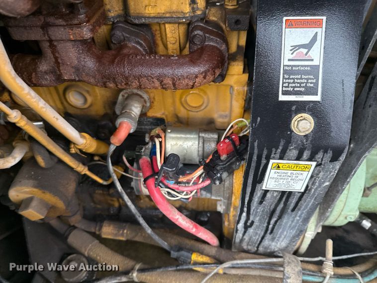 image for item EJ3690 Sullair 185 air compressor