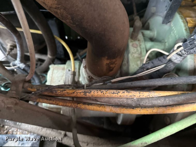 image for item EJ3690 Sullair 185 air compressor