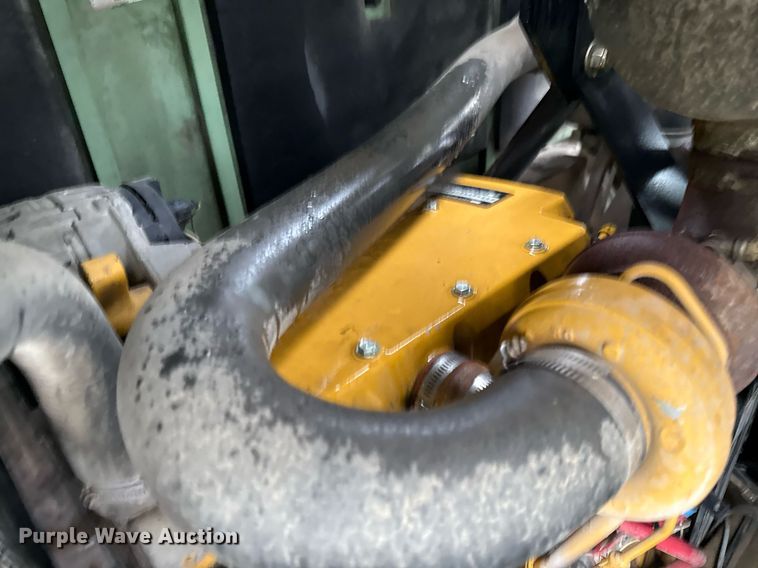 image for item EJ3690 Sullair 185 air compressor