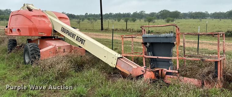 image for item EJ3691 2001 JLG 400S boom lift