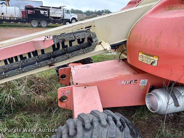 image for item EJ3691 2001 JLG 400S boom lift