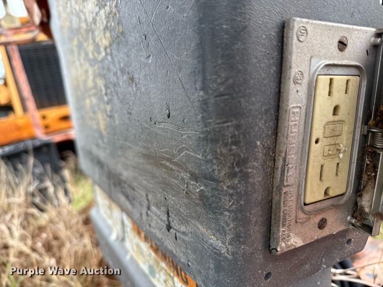 image for item EJ3691 2001 JLG 400S boom lift