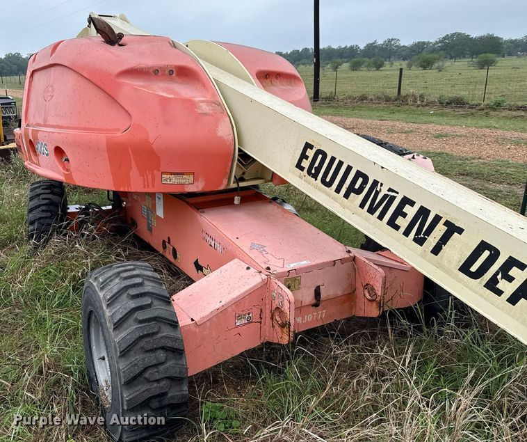 image for item EJ3691 2001 JLG 400S boom lift
