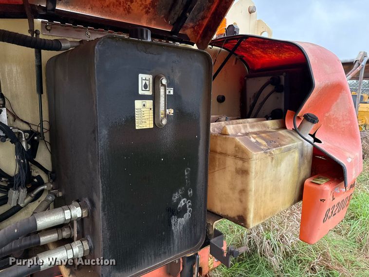 image for item EJ3691 2001 JLG 400S boom lift