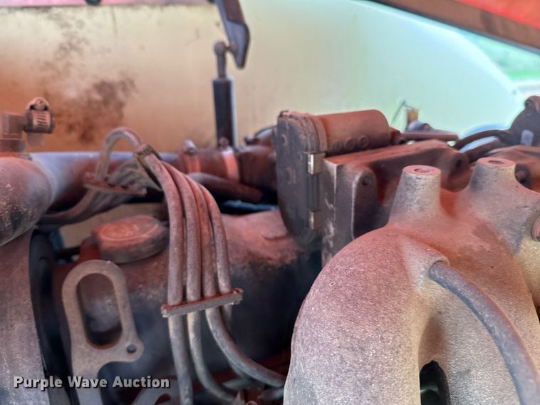 image for item EJ3691 2001 JLG 400S boom lift