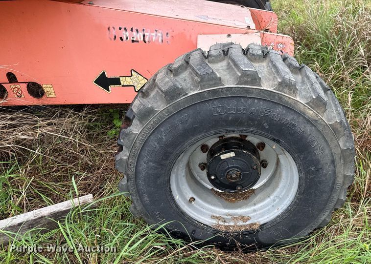 image for item EJ3691 2001 JLG 400S boom lift