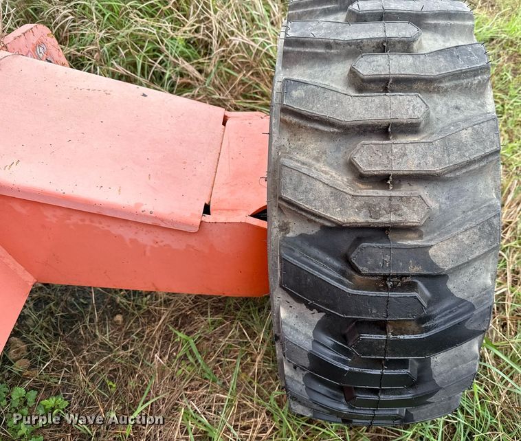 image for item EJ3691 2001 JLG 400S boom lift