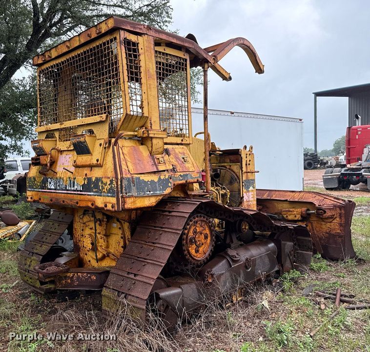 image for item EJ3692 1996 Caterpillar D4H XL dozer