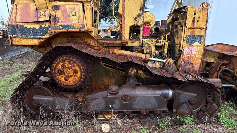 image for item EJ3692 1996 Caterpillar D4H XL dozer