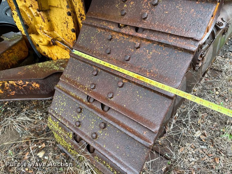 image for item EJ3692 1996 Caterpillar D4H XL dozer