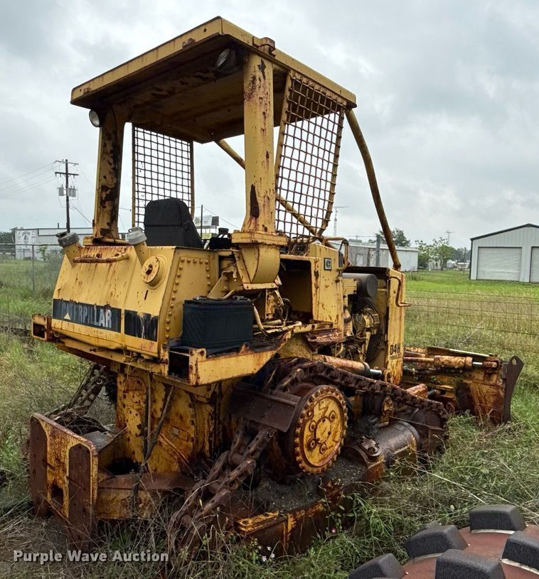image for item EJ3693 1987 Caterpillar D4H dozer