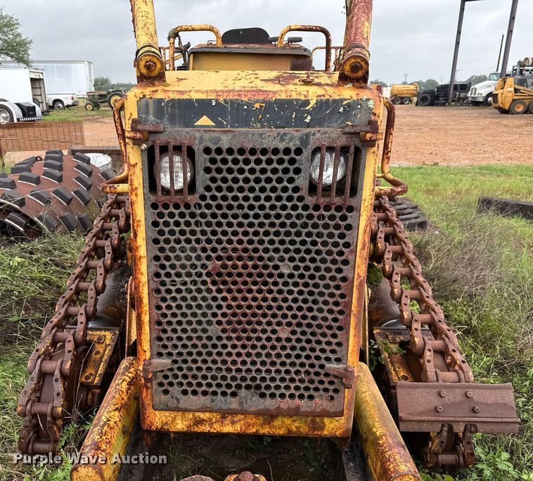 image for item EJ3693 1987 Caterpillar D4H dozer