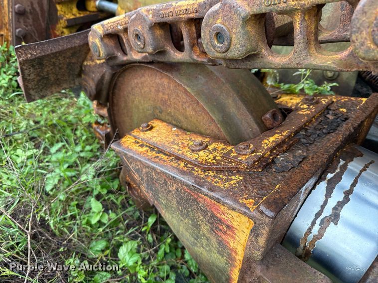 image for item EJ3693 1987 Caterpillar D4H dozer