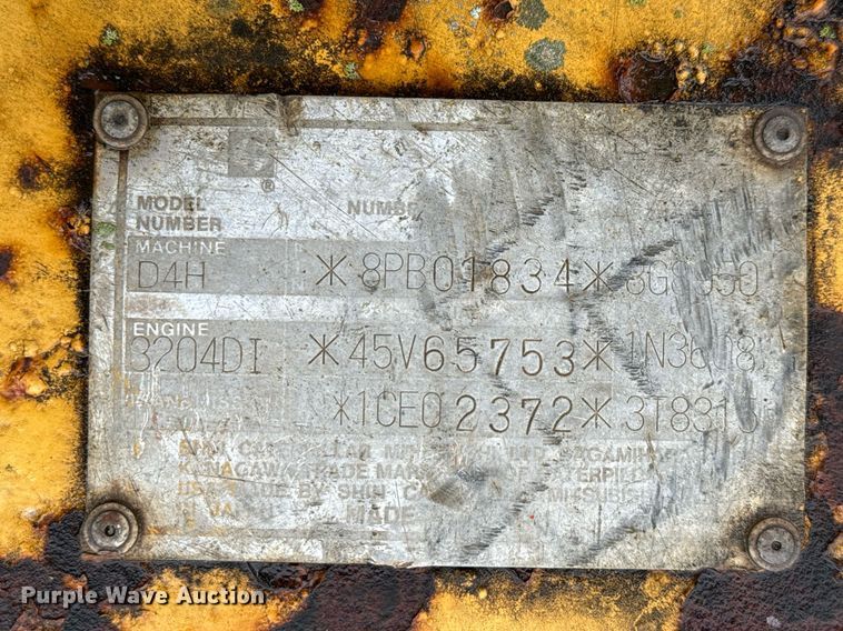 image for item EJ3693 1987 Caterpillar D4H dozer