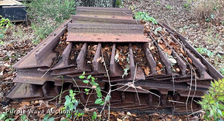 image for item EJ3693 1987 Caterpillar D4H dozer