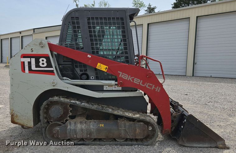image for item EJ7535 2017 Takeuchi TL8 tracked skid steer loader