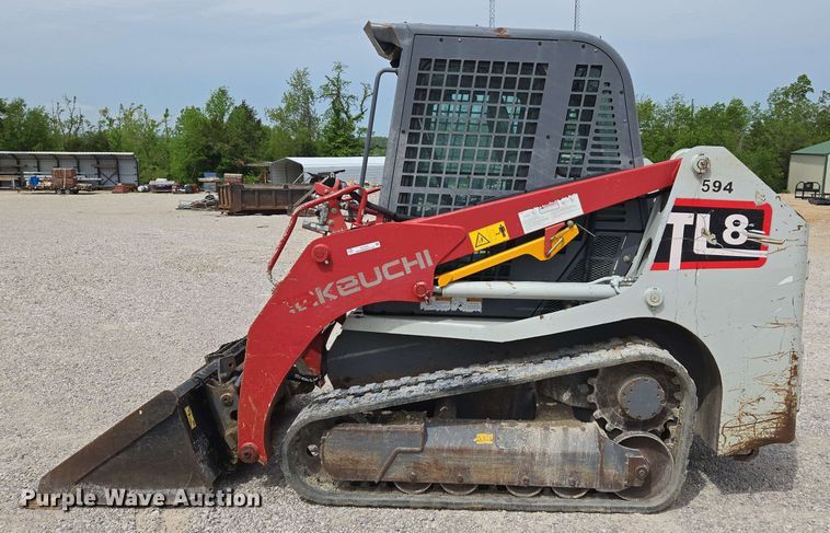 image for item EJ7535 2017 Takeuchi TL8 tracked skid steer loader