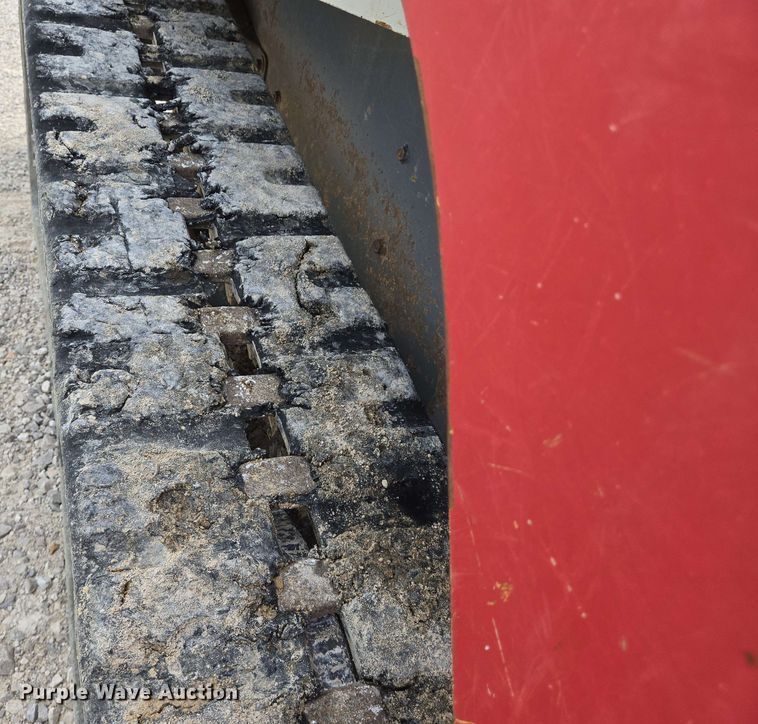 image for item EJ7535 2017 Takeuchi TL8 tracked skid steer loader