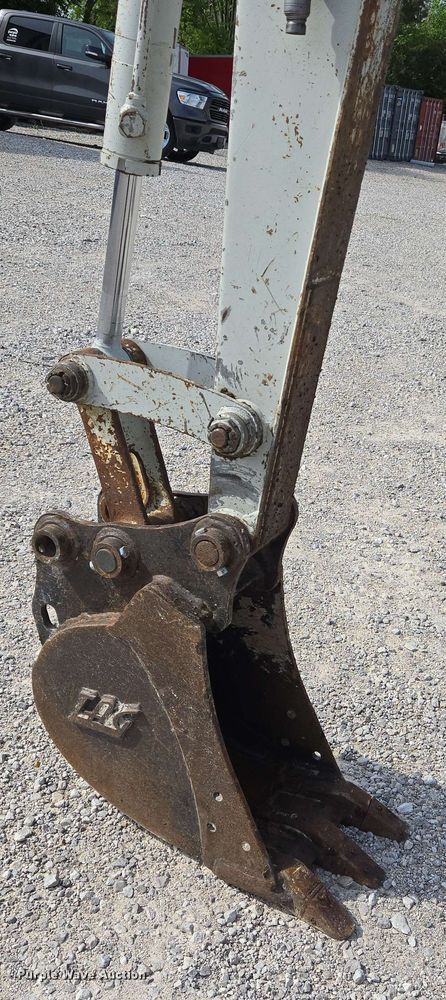 image for item EJ7536 2014 Takeuchi TB138FR mini excavator