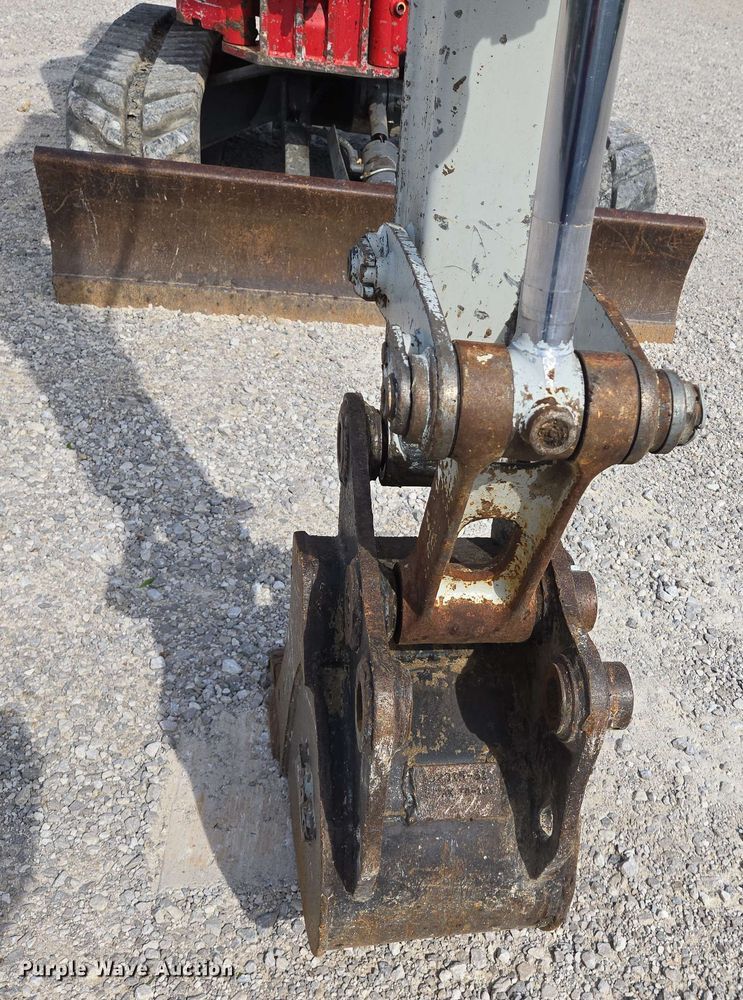 image for item EJ7536 2014 Takeuchi TB138FR mini excavator