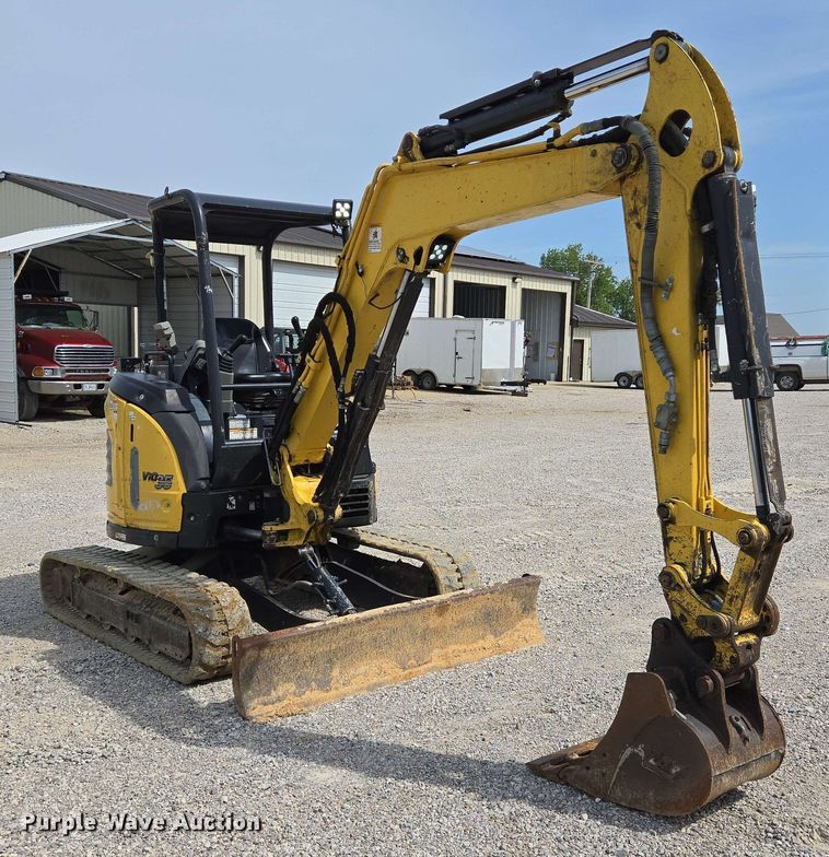image for item EJ7537 Yanmar VIO35-6A mini excavator
