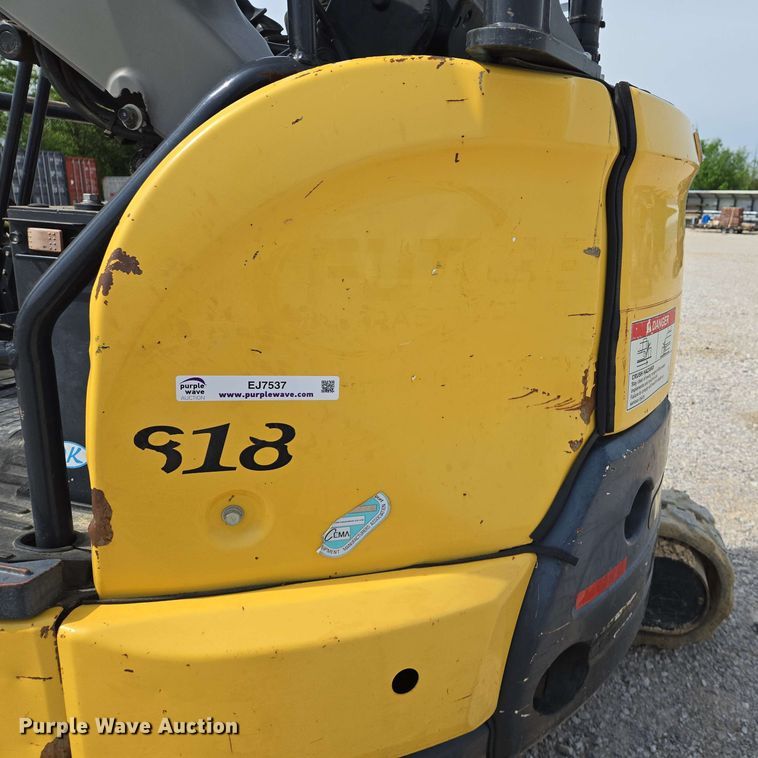 image for item EJ7537 Yanmar VIO35-6A mini excavator