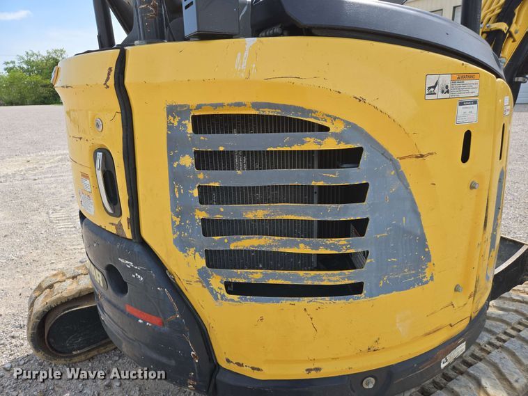 image for item EJ7537 Yanmar VIO35-6A mini excavator