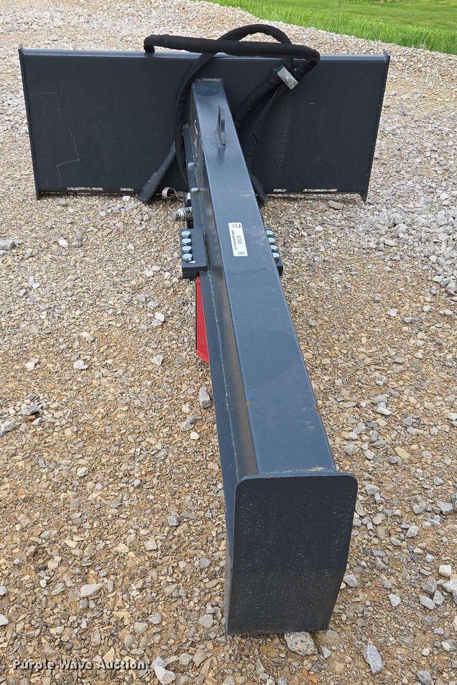 image for item EJ7538 Handy HLS35 skid steer log spliter