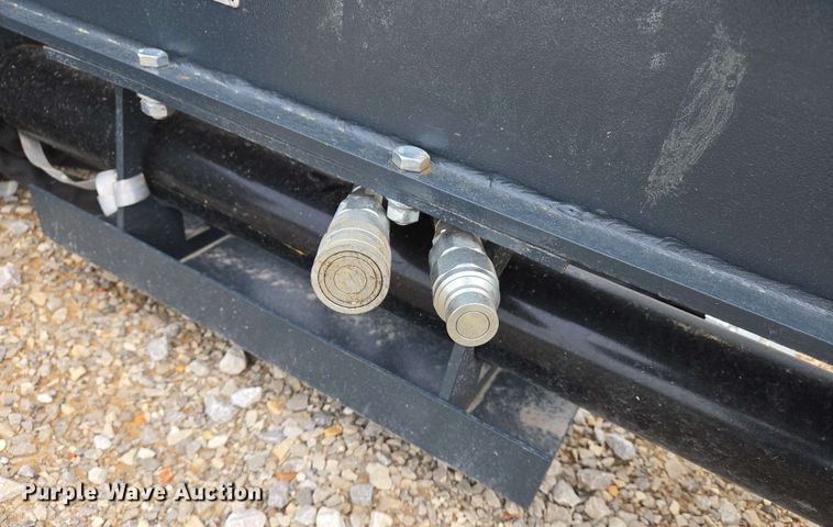 image for item EJ7538 Handy HLS35 skid steer log spliter