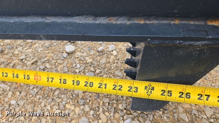 image for item EJ7538 Handy HLS35 skid steer log spliter