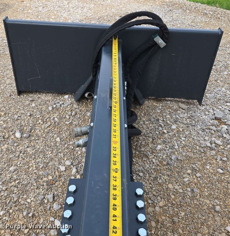 image for item EJ7538 Handy HLS35 skid steer log spliter