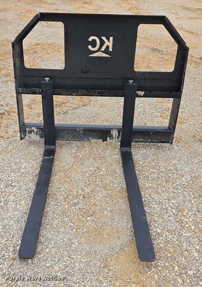 image for item EJ7542 KC skid steer forks