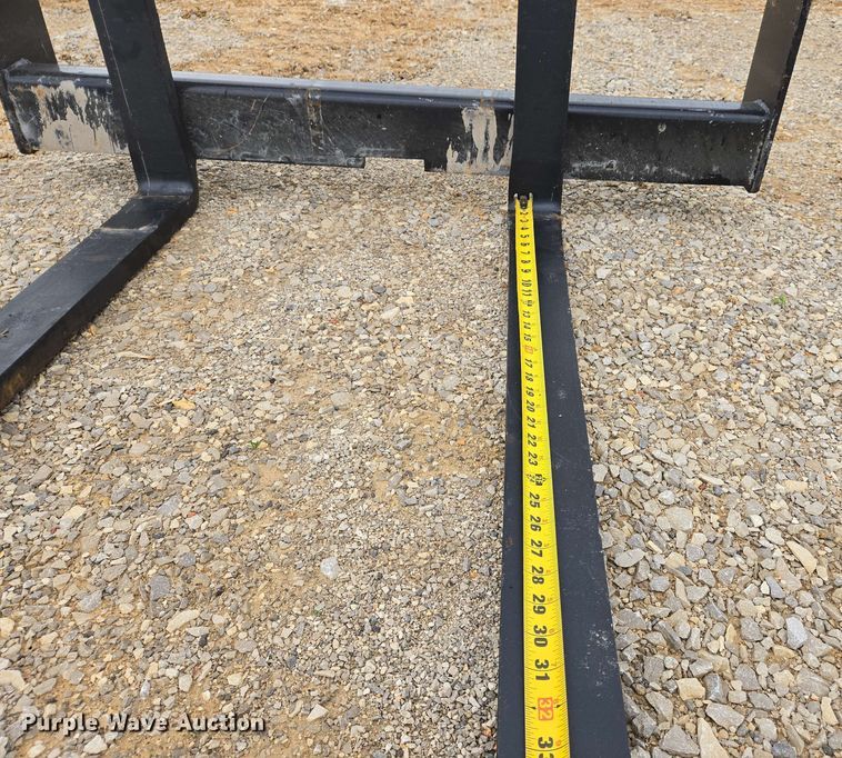 image for item EJ7542 KC skid steer forks