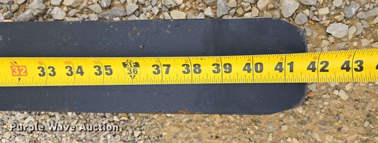 image for item EJ7542 KC skid steer forks