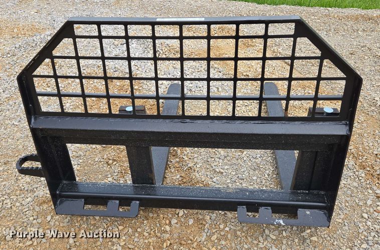 image for item EJ7543 JBX  4000 skid steer forks