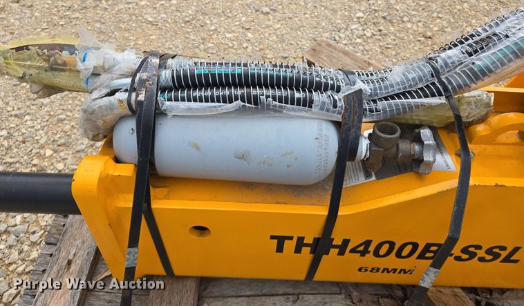 image for item EJ7548 Teran THH400B-SSL skid steer breaker