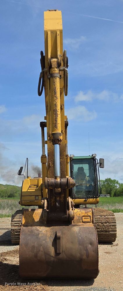 image for item EJ7549 2006 Caterpillar 330D L excavator
