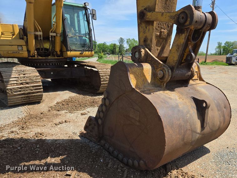 image for item EJ7549 2006 Caterpillar 330D L excavator