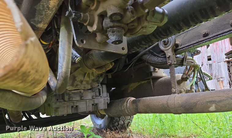 image for item EJ7550 2011 International 7500 water truck