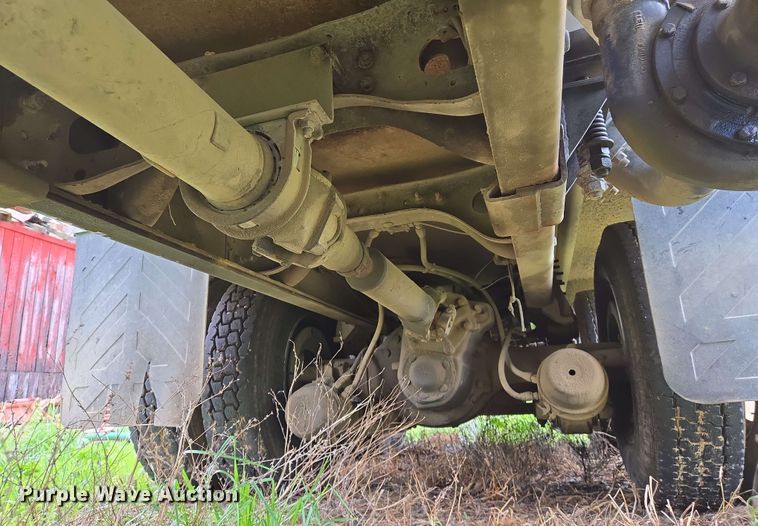 image for item EJ7550 2011 International 7500 water truck