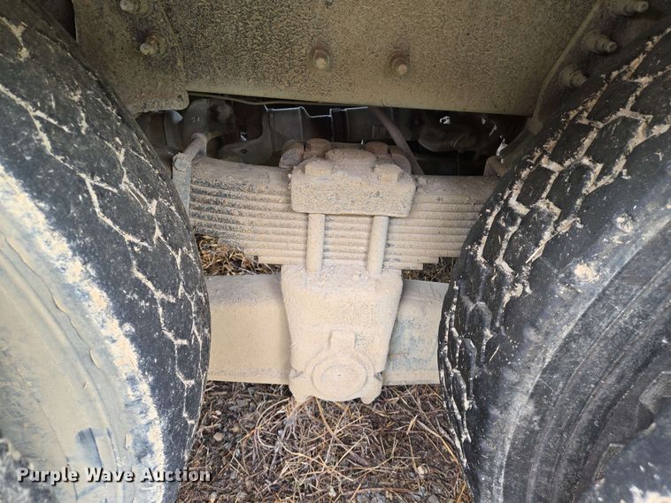 image for item EJ7550 2011 International 7500 water truck