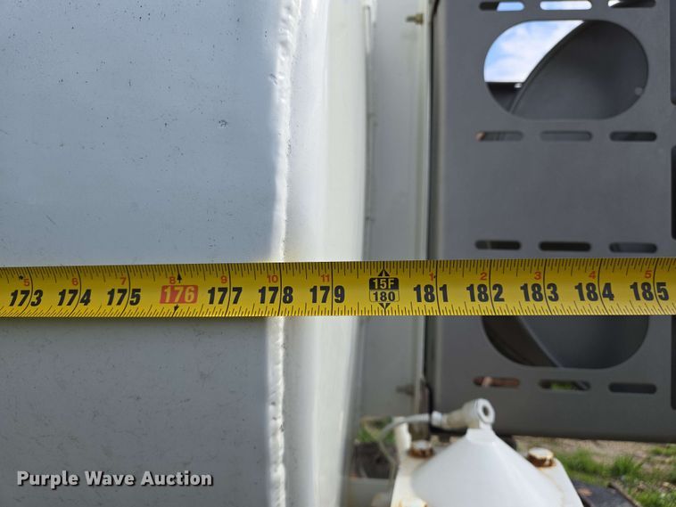 image for item EJ7550 2011 International 7500 water truck