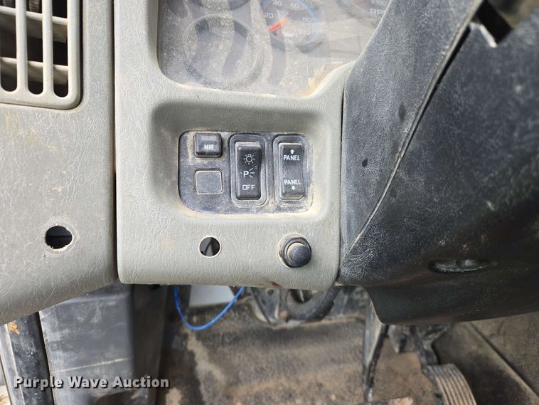 image for item EJ7550 2011 International 7500 water truck